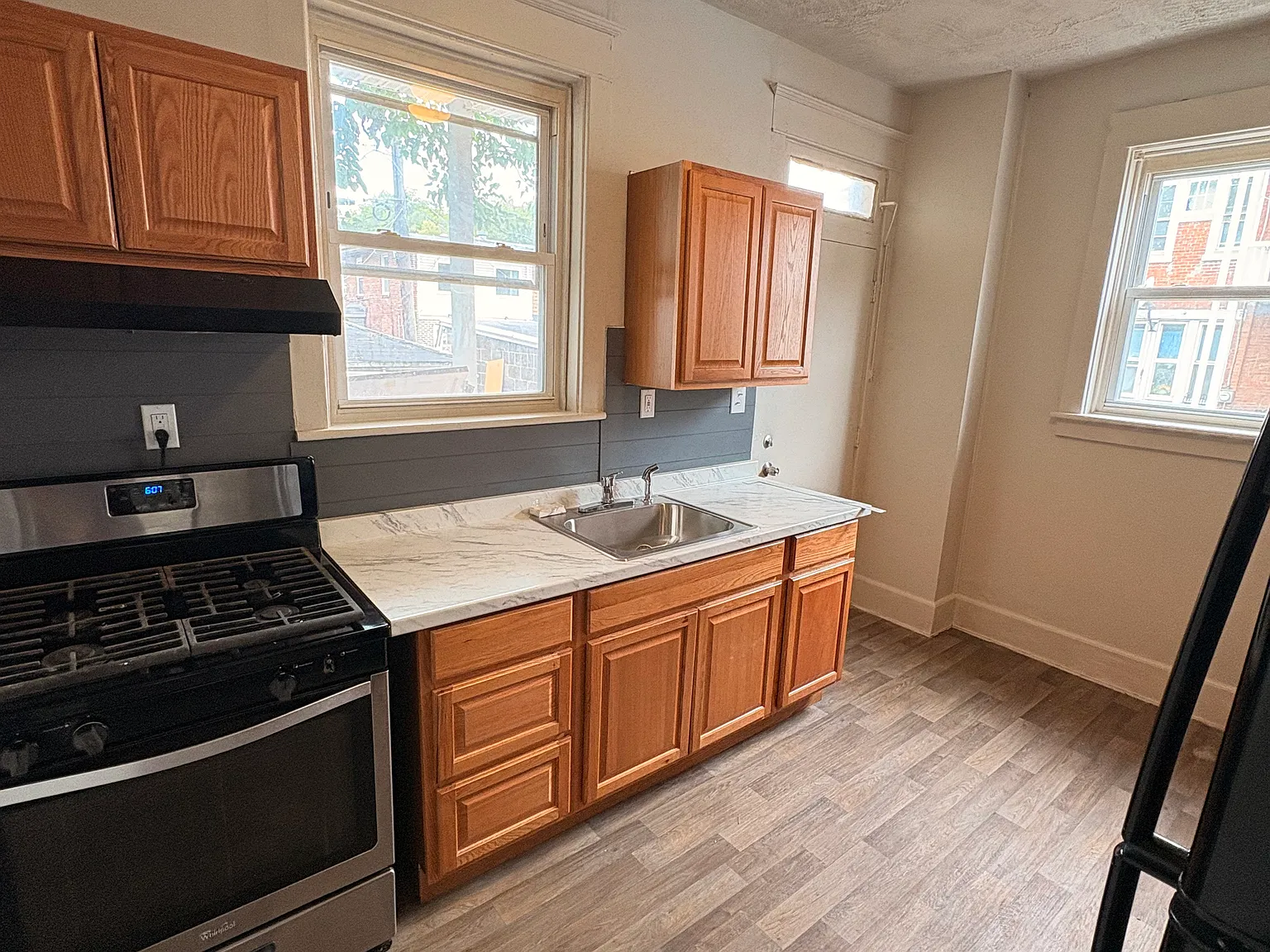 2248 Logan St — Photo 3