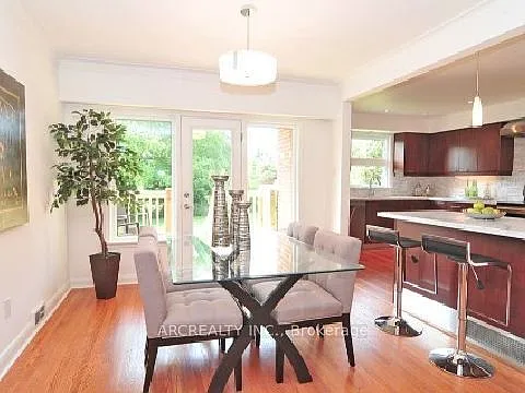 230 Betty Ann Dr — Photo 3