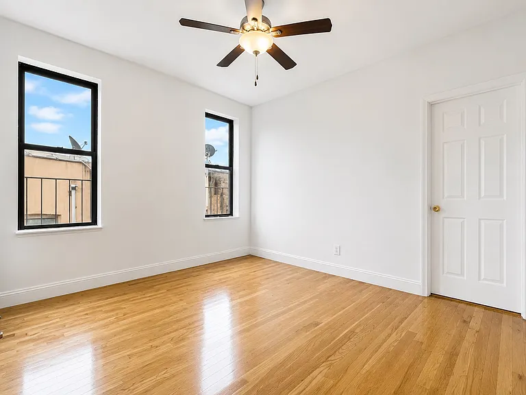 3620 Broadway #67 — Photo 2