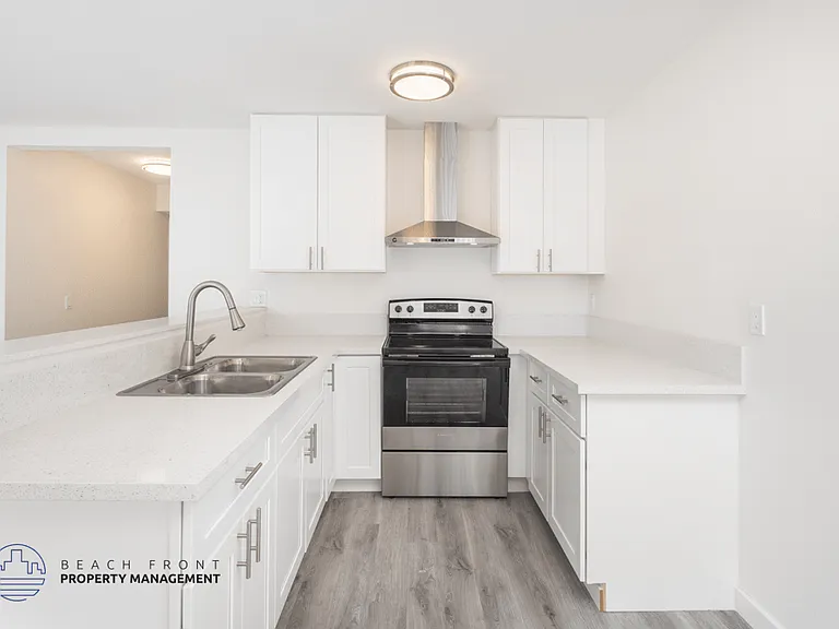 875 N. Olive St. — Photo 1
