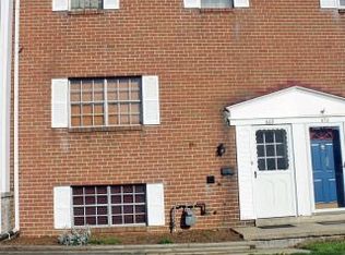 869 Hilton Dr, Lancaster, PA 17603