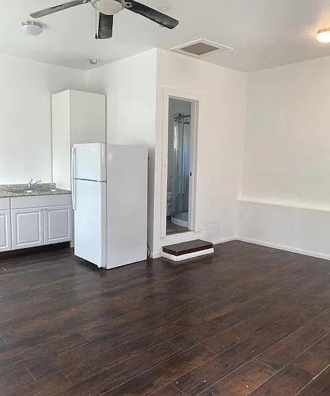 5086 Beech St — Photo 7