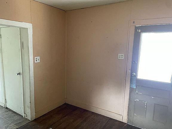 Entrance and basement door