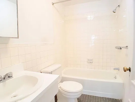 Rented by Highline Residential | media 20