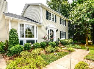 6105 Dawn Ridge Trl, Greensboro, NC 27410