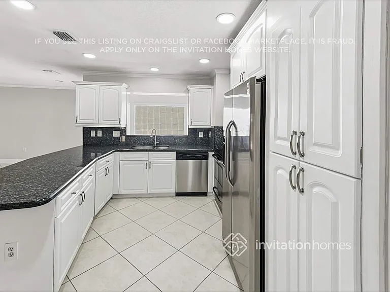 14364 SW 48th Ln — Photo 9