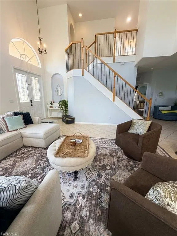 4 bed, 2.5 bath, 2752 sqft, $3,300 — Photo 3