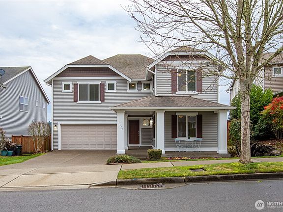 2nd image of 1179 Swan Loop