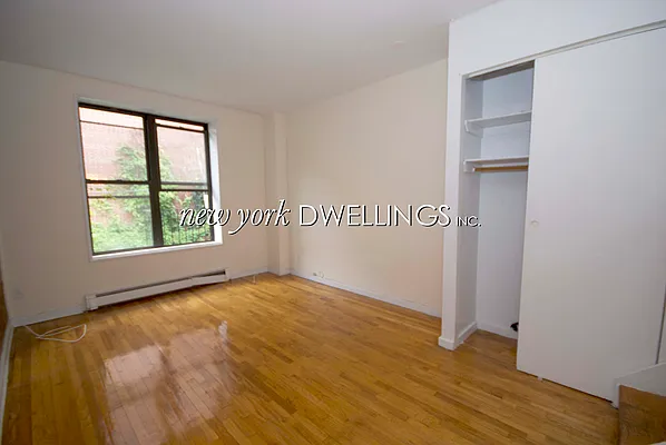 Rented by New York Dwellings LLC | media 24