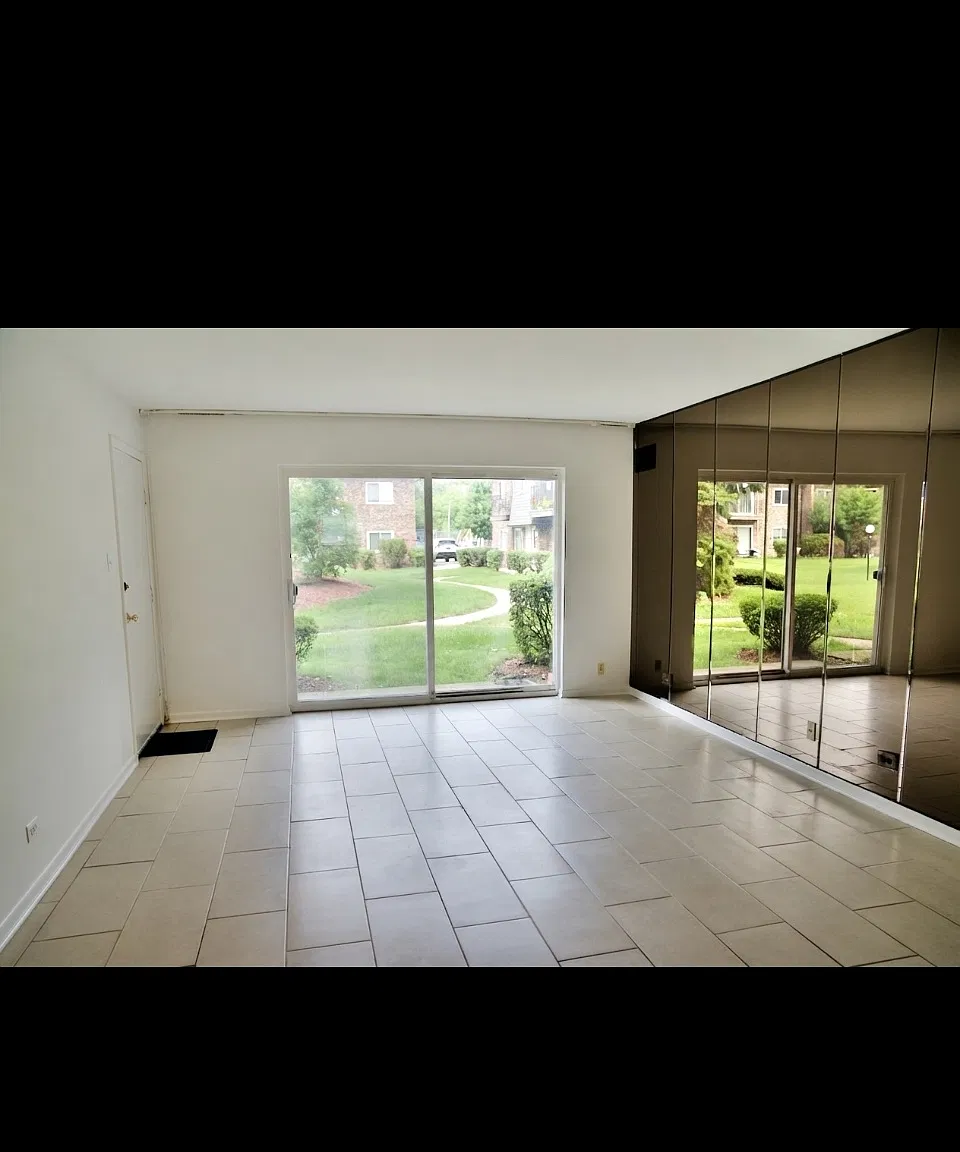 2 bed, 1000 sqft, $1,850 — Photo 3