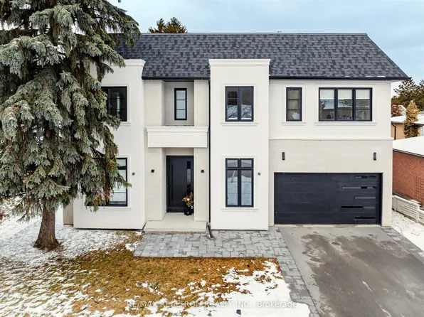 32 Cossar Dr, Aurora, ON L4G 3N8