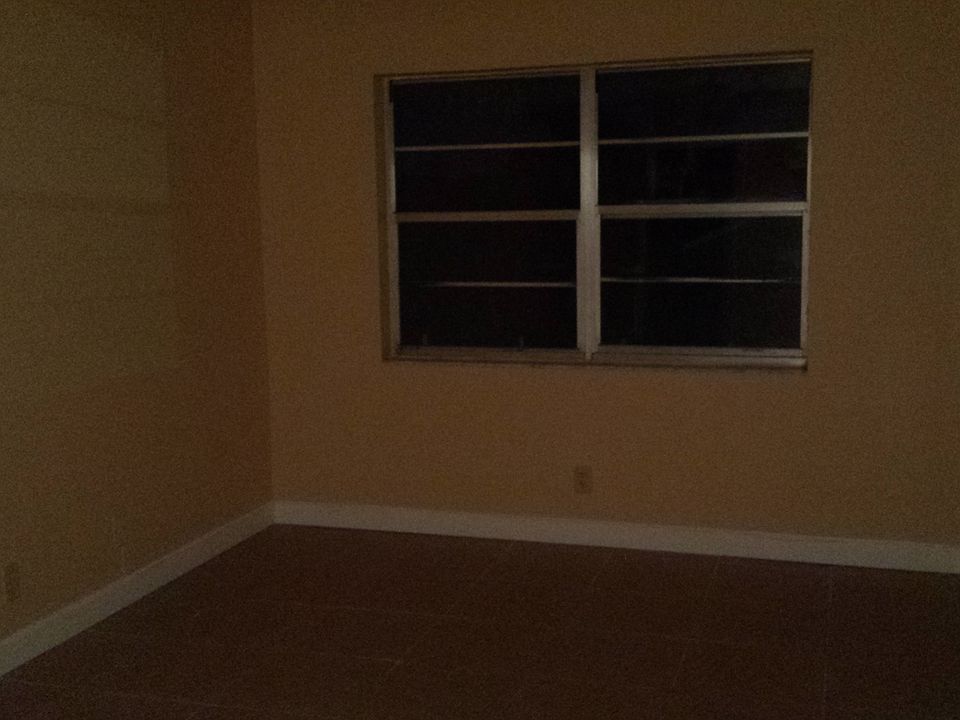 1st image of 4156 NW 90th Ave APT 203