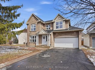127 Marshfield St, Ottawa, ON K4A4N1
