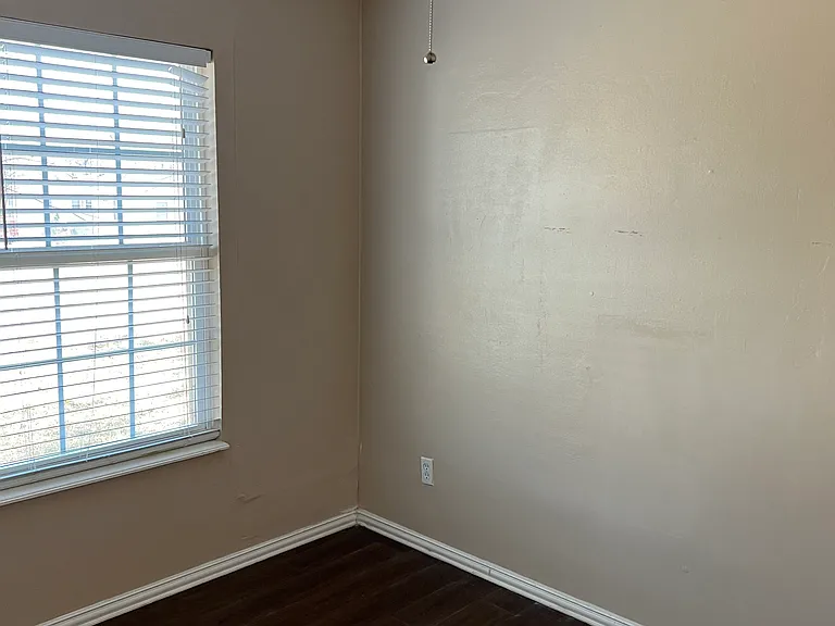 509 S Fannin St #B — Photo 9