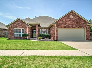16805 La Paloma Ln, Edmond, OK 73012