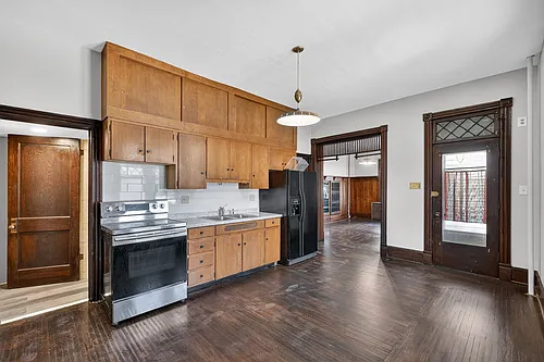 265-267 E Bertsch St #1 Photo 1