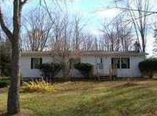 2878 N Pease Rd, Vermontville, MI 49096