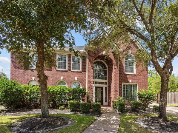 13146 Oakwood Manor Dr, Cypress, TX 77429