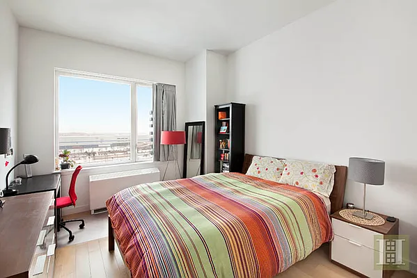 Rented by Halstead Real Estate | media 21