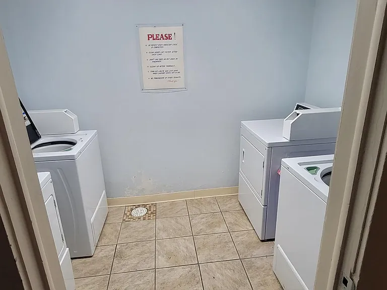 1680 Akron St #104 — Photo 10