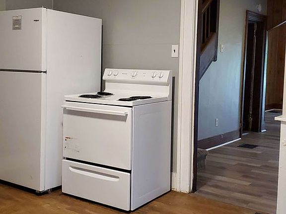 5th image of 224-226 S Irwin St #224