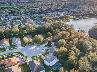 4707 Bear Claw Ct, Valrico, FL 33594