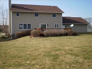 2nd image of 3007 Farmdale Ln