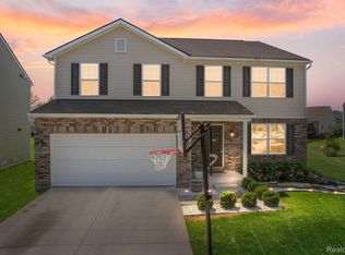 58739 Virginia Cir, New Haven, MI