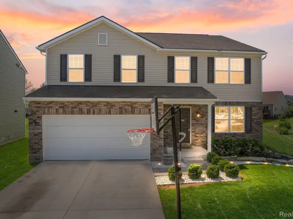 58739 Virginia Cir, New Haven, MI 48048