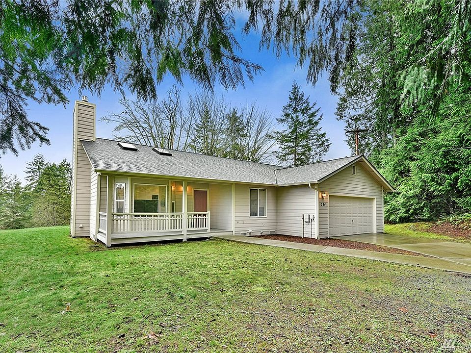 1st image of 384 NW Lundquist Ln