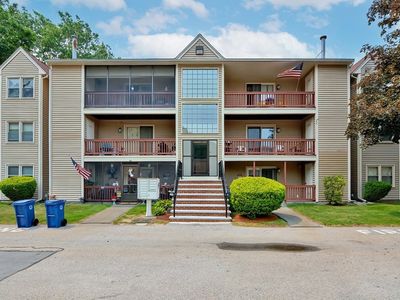 1 Randolph Dr UNIT 1, Tewksbury, MA, 01876