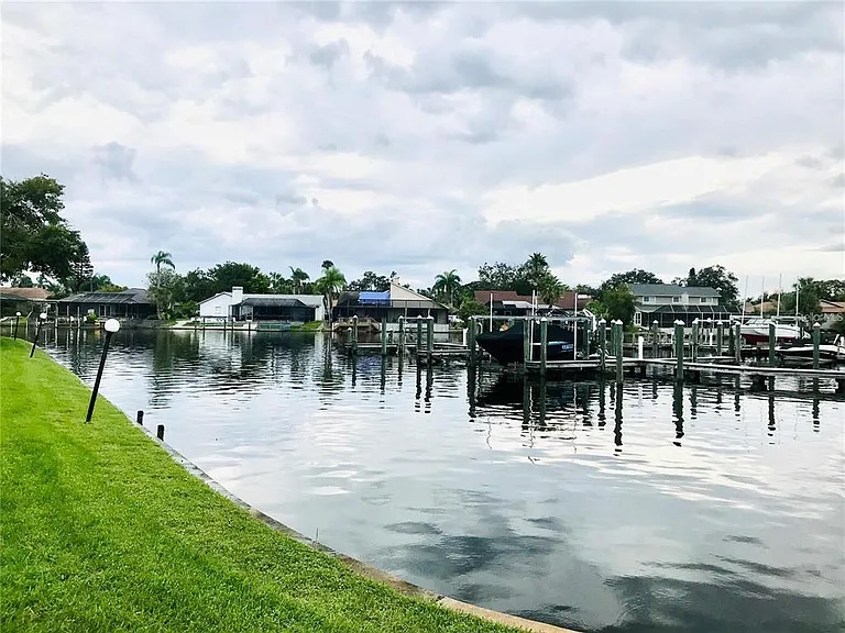 6330 Grand Bahama Cir #C — Photo 37