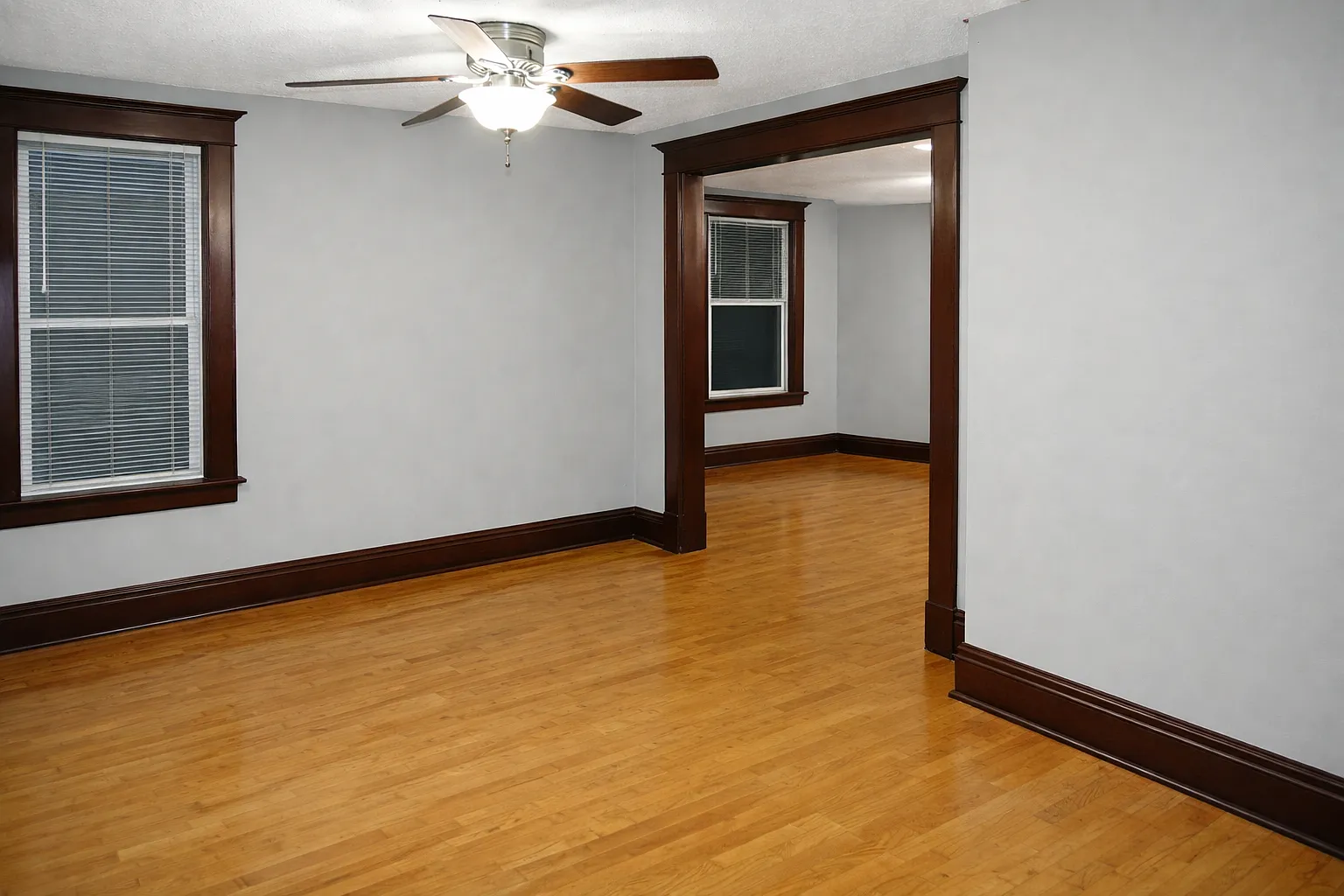 5 bed, 2462 sqft, $2,600 — Photo 3