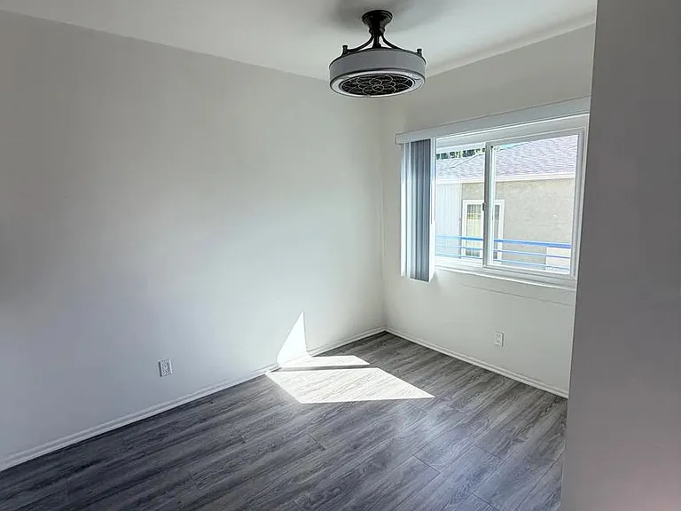 11975 Iowa Ave #7 — Photo 7
