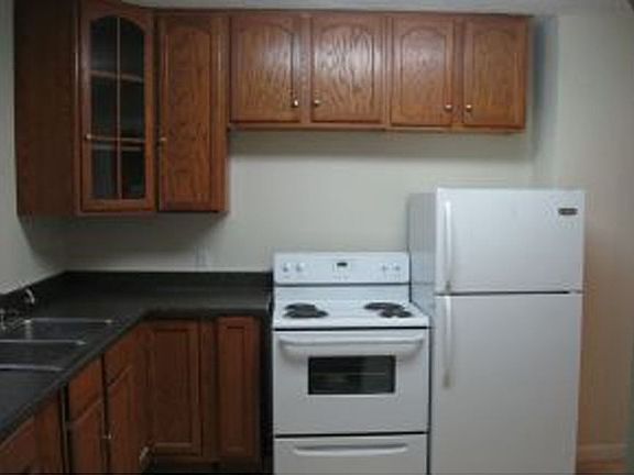 3rd image of 309 Glen Ave