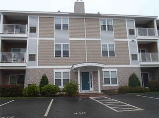 200 Roger Williams Ave UNIT 408, Rumford, RI 02916