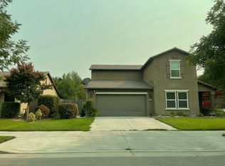 4467 W Rialto Ave, Visalia, CA 93277