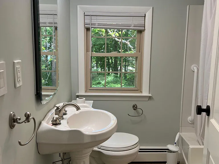 2 Hemlock Hill Rd — Photo 17