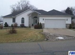 820 W Ryan Rd, Columbia City, IN 46725