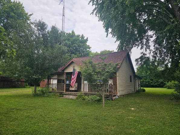 2636 Union Chapel Rd, Sumner, IL 62466