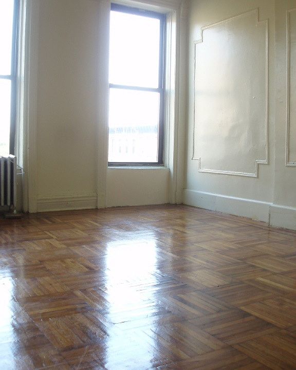 2nd image of 1049 Bedford Ave