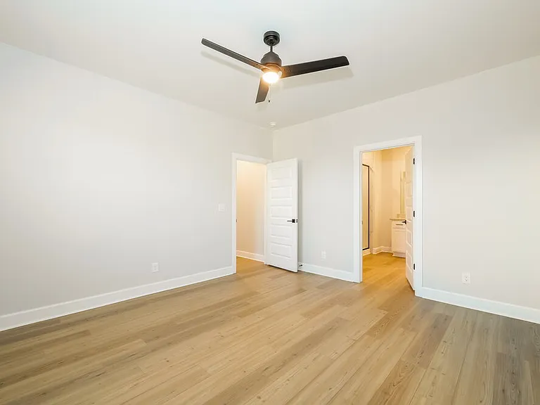 11909 SW 30th St — Photo 9