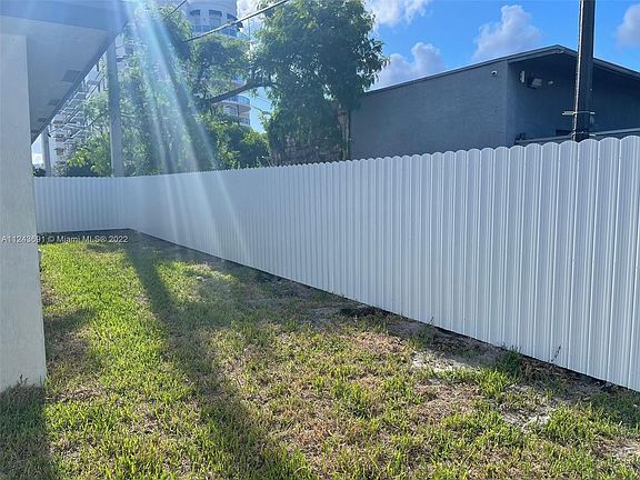 4th image of 1381 NW 53rd St #0