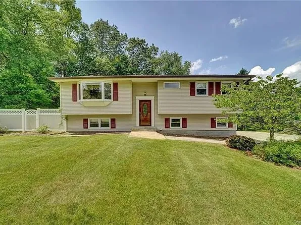 23 Emily Ln, Monroe, NY 10950