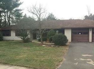 23 Renfro Rd, Somerset, NJ 08873