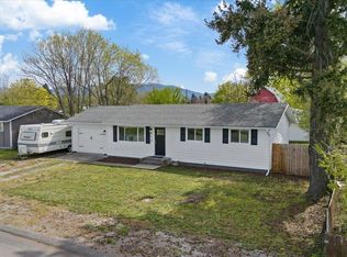 17918 E Springfield Ave, Greenacres, WA 99016