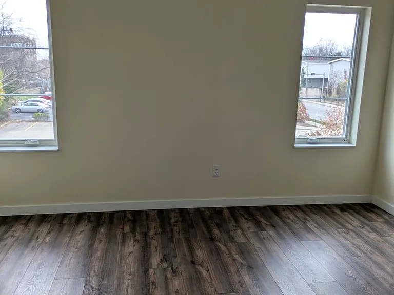 1115 N Walnut St — Photo 8