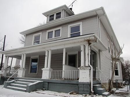 1st image of 13 E Maplewood Ave
