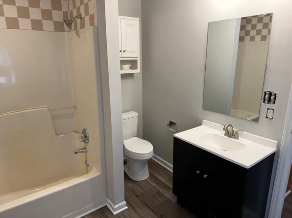 211 W Woodall St, Benson, NC 27504