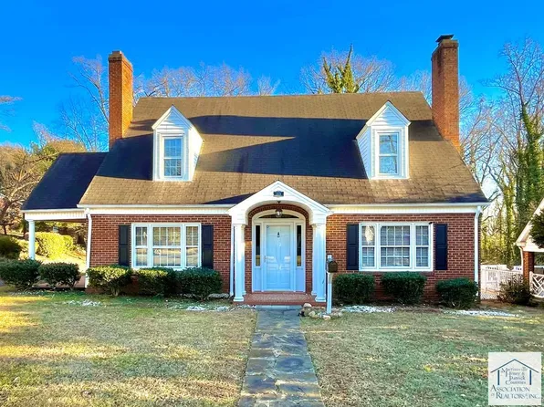 303 Oakdale St, Martinsville, VA 24112